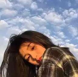 让你情绪失控的句子人最怕的,小心翼翼揣测,死皮赖脸地讨好
