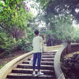 求非主流男生学生头像,越多越好非大众,谢谢
