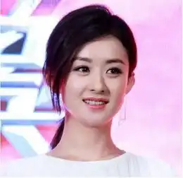 都曾是安以轩身边的女配,如今一个是收视女王,另一个却隐没人海
