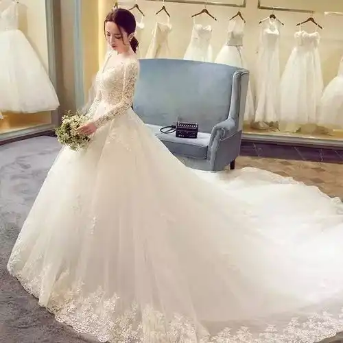 新年结婚季,你的婚纱礼服可选好
