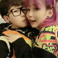 这个有情侣的吗
