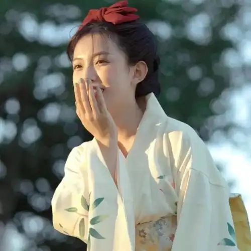 女生头像意境复古风
