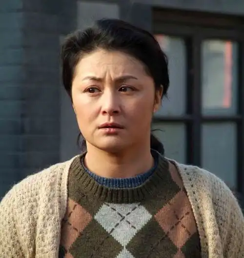网友建议多分遗产给于月仙母亲,张学松突变愤怒,留言辱骂对方
