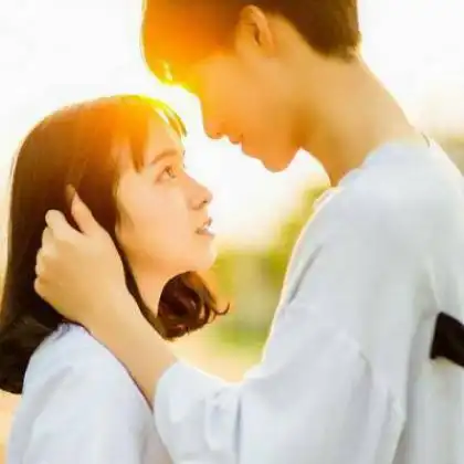好看一男一女的头像,2020情侣必备头像图片
