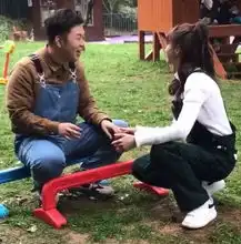 杜海涛沈梦辰儿童情侣装火了,不仅甜蜜还小清新,00后情侣首选
