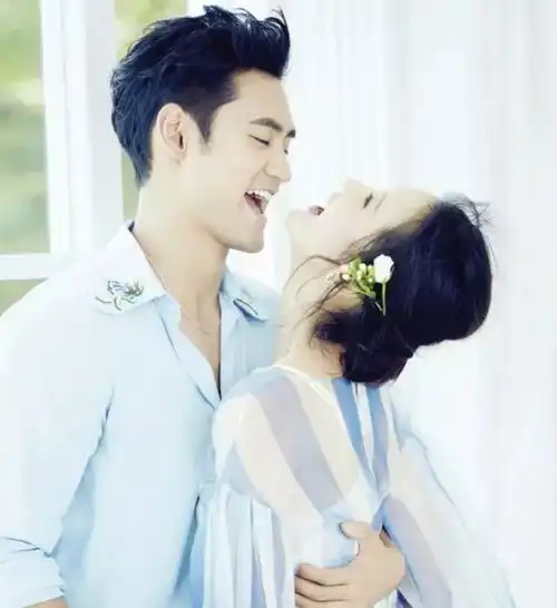 婚纱照就该像他们这样拍
