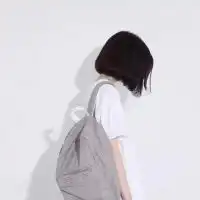 玩一场必输的赌局赌上一生的动qq情侣头像我要个性网
