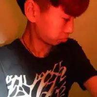 校园qq两兄弟头像一左一右两张
