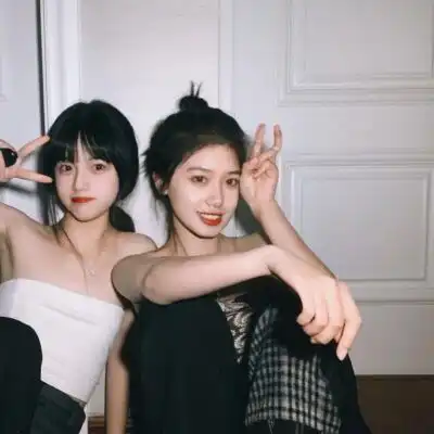 闺蜜头像希望我们在见不到的日子里依旧保持联络

