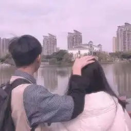 哈哈,这里春天里的发情小情侣头像
