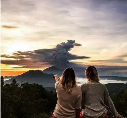 巴厘岛火山又双叒叕爆发,遇到紧急情况你应该要注意的3个细节
