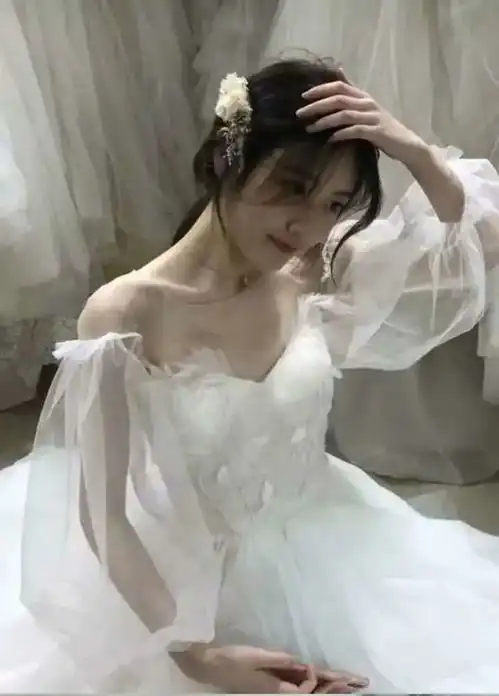 粉丝求图0412婚纱头像
