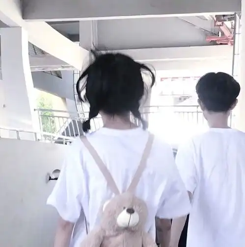 有安全感的情侣头像你很重要在我这里你永远有台阶下
