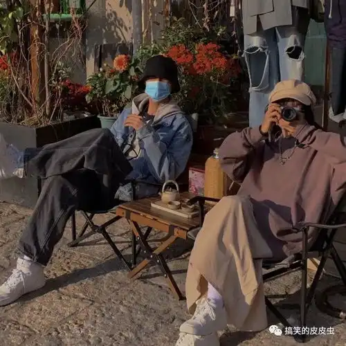 情侣头像我们换个情侣网名吧

