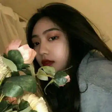 2021最潮最新00后女生头像
