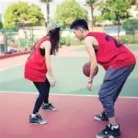 如果遇到一个爱打篮球的男生就嫁了吧组图
