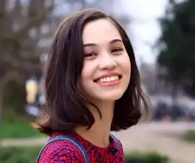 权志龙与前女友水原希子,分手后同款不间断,粉丝求复合
