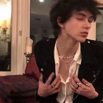 抖音男生头像
