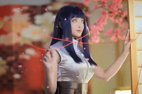 人气漫画火影忍者日向雏田春野樱等女性角色cosplay照片特集

