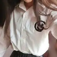 上半身qq头像女生带字黑色
