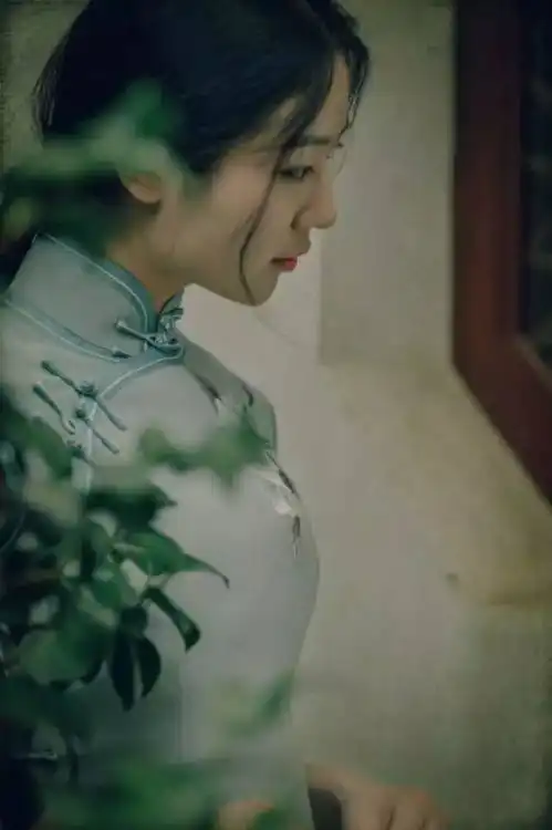 中国女性怎样穿出优雅
