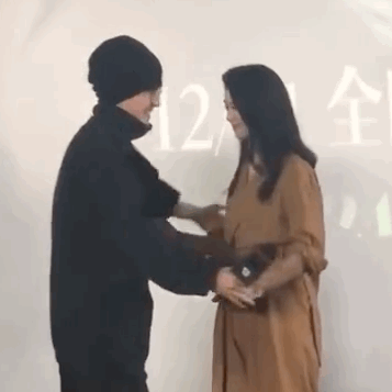 刘昊然汤唯罕见同框,俊男靓女堪称豪门姐弟,迷弟总算追星成功
