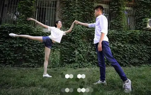 实力虐狗舞蹈毕业生用高秀恩爱
