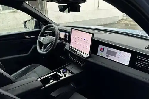 全新途观lpro谍照被曝光,造型与海外版一致,2.0t7dct,162kw
