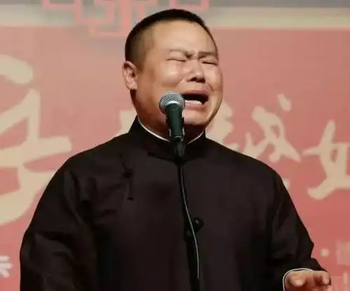 岳云鹏家人包饺子送他回京,情绪低落,疑似被春晚观众的直言影响
