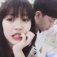唯美情侣头像一毛钱都不给我一百块都不给我
