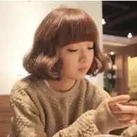 好看的侧脸短发女生头像
