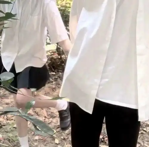 超级甜的情侣头像撩不动你算我输
