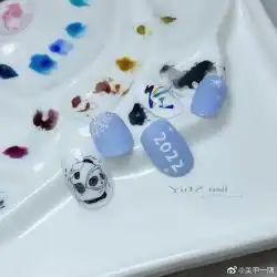 美颜社在冰墩墩和情人节礼物之间我犹豫了
