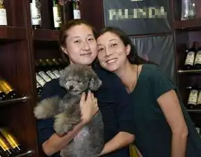 成龙女儿吴卓林女友又换新男伴,网友喊话小龙女拜托长点心吧
