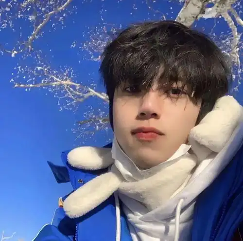 情侣头像你好特别你特别好

