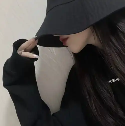 女生头像普普通通不露脸
