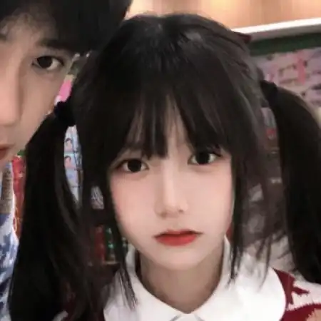 情侣头像一男一女萌,好看年轻的帅哥小美女
