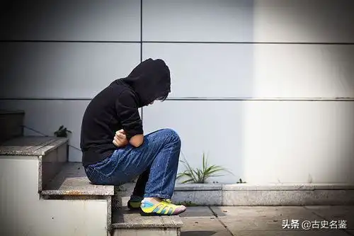 8年前情侣分手2年后,双双因抑郁症住院成病友,有缘分自会相见
