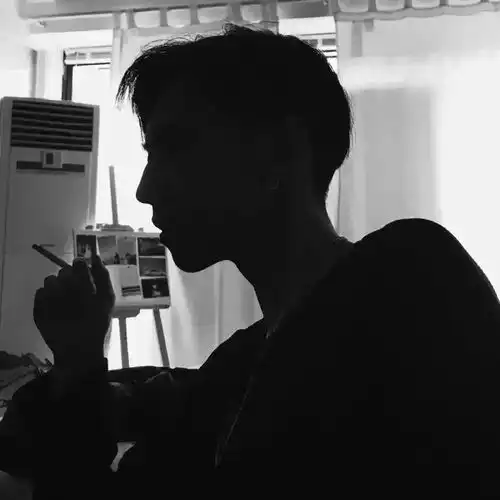 黑白男女头像最好的缘分,是不早不晚就是你
