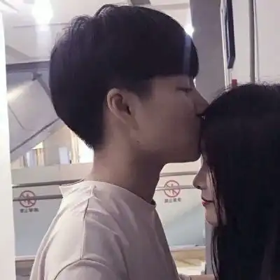 感情中,女人在这3件事上小气一点,会让男人更爱你
