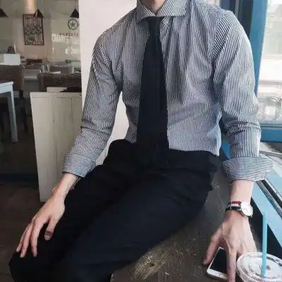 正装头像男半身绅士西服男生头像
