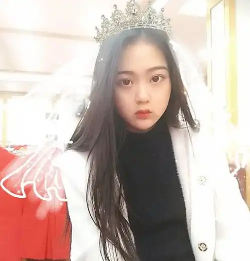 美术生帮女友画头纱,看到最终效果图,网友求大神帮忙
