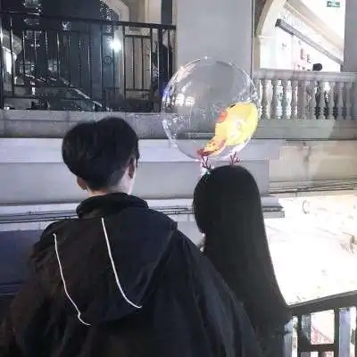 百变哪吒情侣头像
