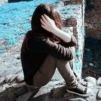 情绪低落头像黑白伤感心情低落头像图片
