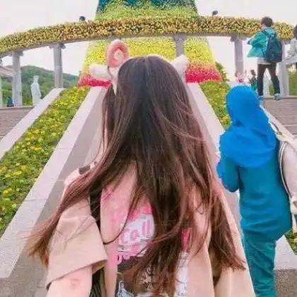 比较独特的情侣头像一男一女,一个人一张这才是绝配的
