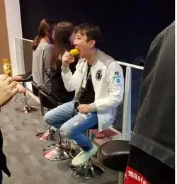 lol王思聪情头上热搜ig赢比赛,上热搜的总是他
