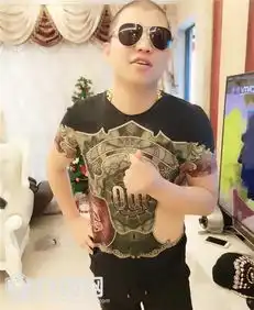 星热点快手散打哥和二驴什么关系二驴连续多天没直播是被散打哥打压
