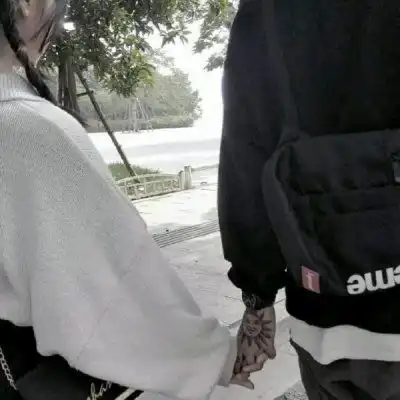 女孩子都会喜欢收到的情话留言
