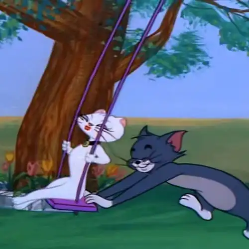 调皮可爱的猫和老鼠情侣头像
