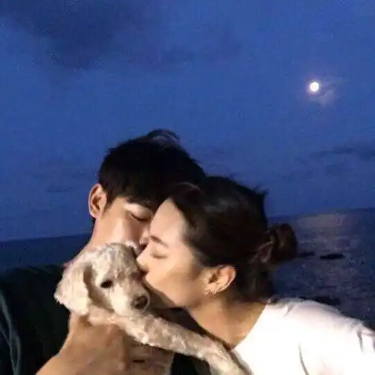 情侣头像你非我良人,怎知我情深
